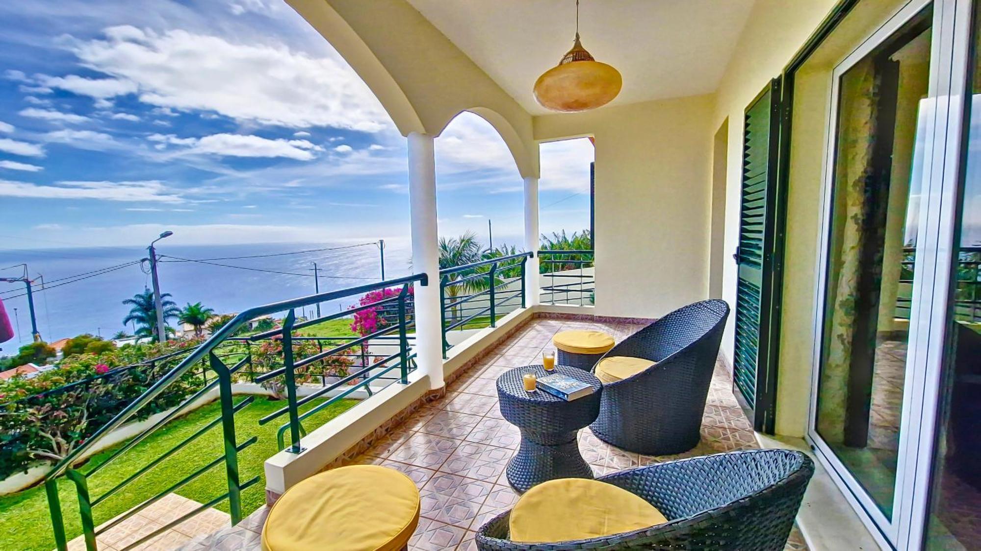 Casa Eleanor By Lovelystay Calheta  Luaran gambar